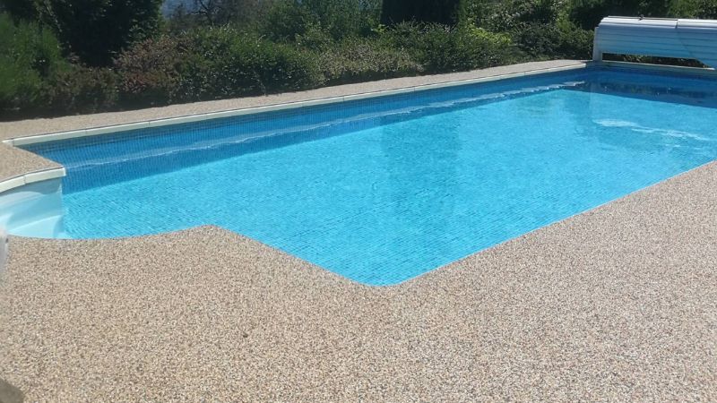 la resine meilleur revetement pour terrasse piscine